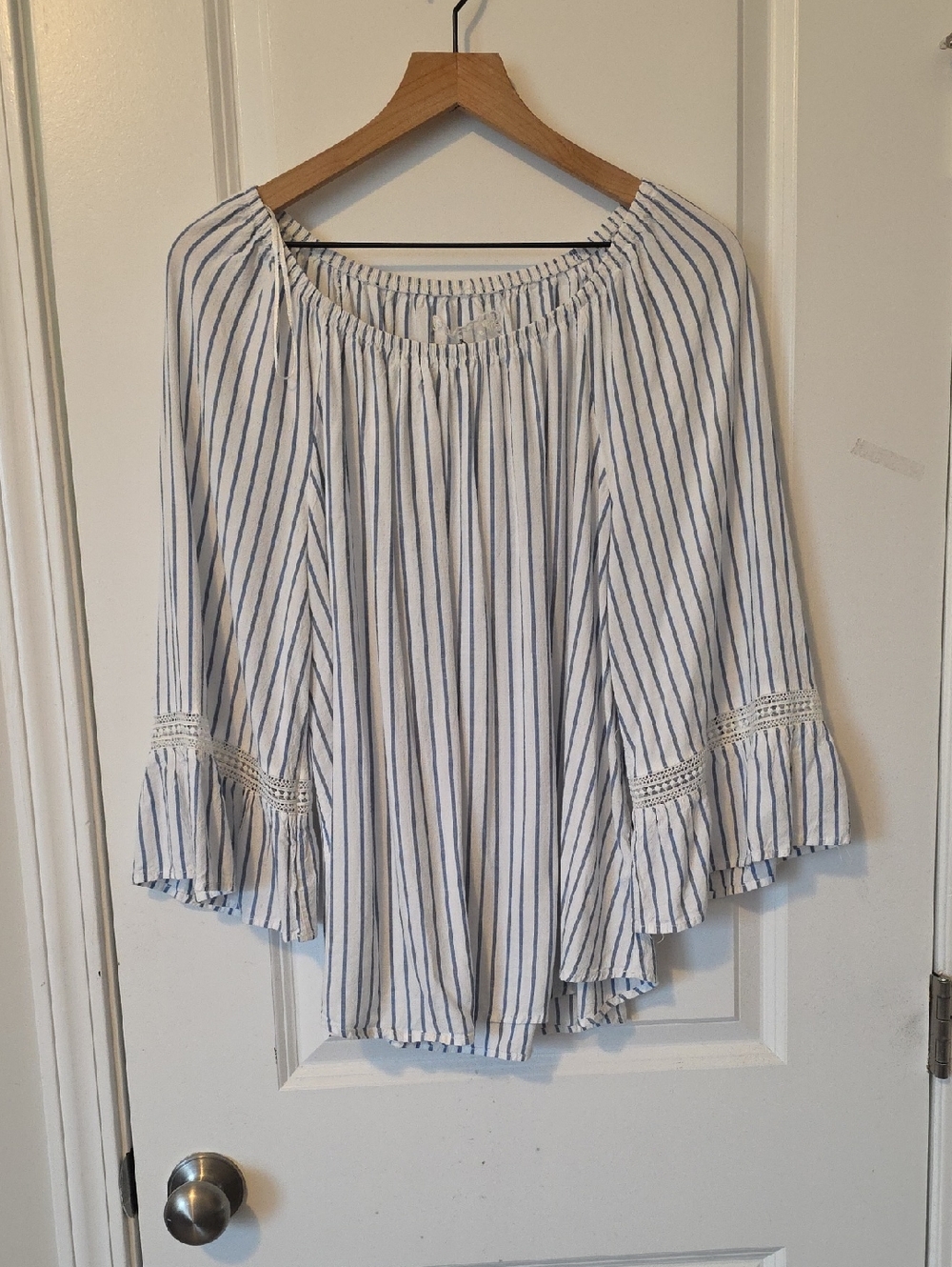Cupio Peasant Bell Sleeve Blouse Size XL